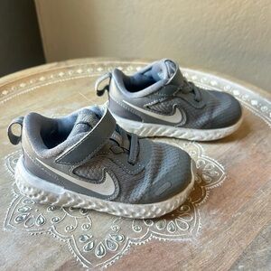 Nike Kids Gray and White Sneakers